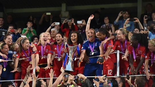 El Olympique de Lyon, nombrado mejor equipo de fútbol femenino del 2016 por la IFFHS El Olympique de Lyon, nombrado mejor equipo de fútbol femenino del 2016 por la IFFHS
