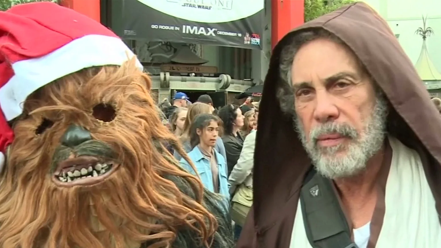Algunos de los fans que han dado el último adiós a la actriz Carrie Fisher Algunos de los fans que han dado el último adiós a la actriz Carrie Fisher
