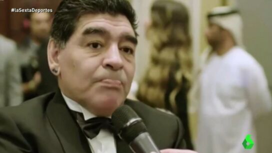 Diego Maradona durante un acto 