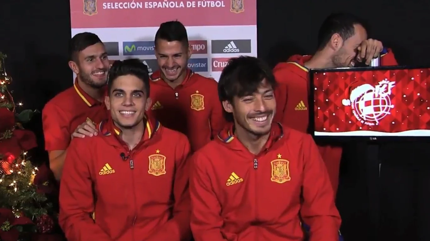 Los jugadores de la Selección durante su felicitación de Navidad Los jugadores de la Selección durante su felicitación de Navidad