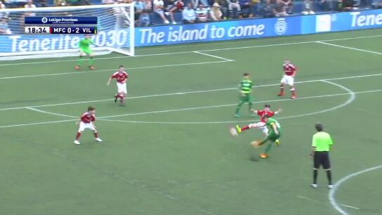 &Iacute;ker Punzano ejecuta su disparo