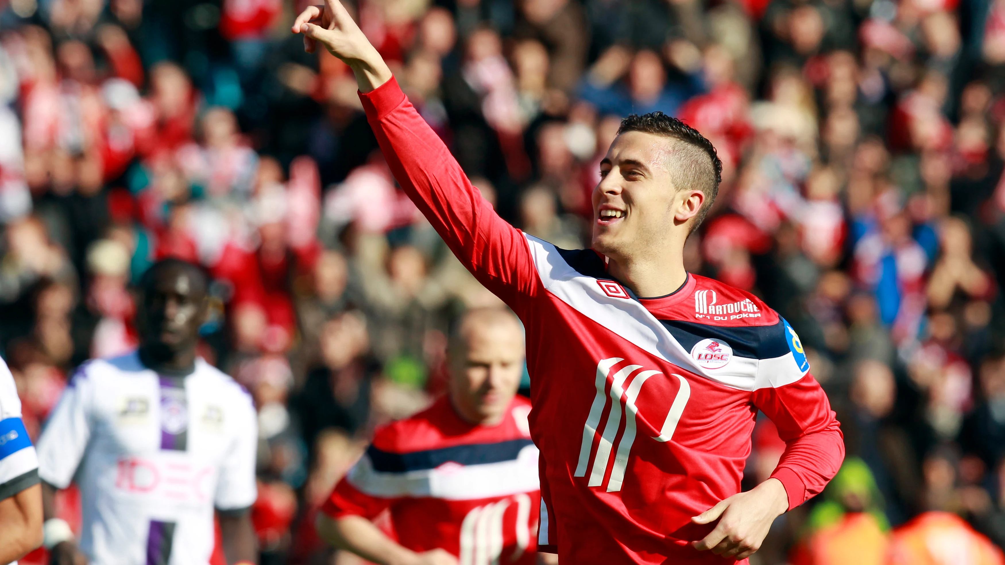 Un compañero de Hazard en el Lille desvela que el belga "bebió durante toda la noche, pero hizo un hat-trick en media hora" en su último partido Un compañero de Hazard en el Lille desvela que el belga "bebió durante toda la noche, pero hizo un hat-trick en media hora" en su último partido