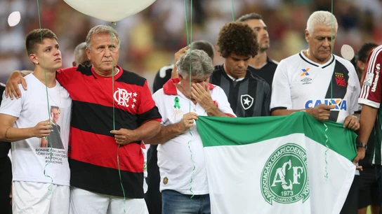 Homenaje a las víctimas del Chapecoense en Maracaná Homenaje a las víctimas del Chapecoense en Maracaná