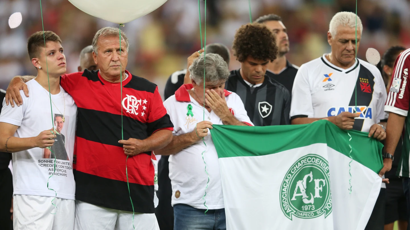 Homenaje a las víctimas del Chapecoense en Maracaná Homenaje a las víctimas del Chapecoense en Maracaná