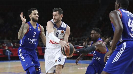 Rudy Fern&aacute;ndez durante el partido ante el Anadolu Efes 
