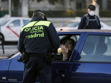 Agentes de la Policía Municipal de Madrid Agentes de la Policía Municipal de Madrid