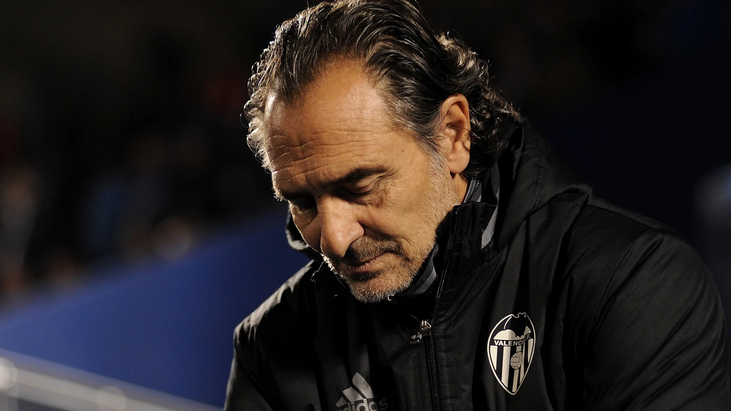 Cesare Prandelli,durante un partido con el Valencia CF Cesare Prandelli,durante un partido con el Valencia CF