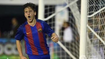 Xavi Planas celebra un gol en la final de LaLiga Promises