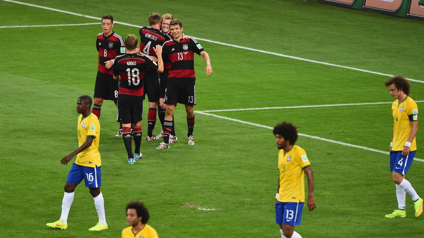Los jugadores de Alemania celebran uno de los siete goles que metieron a Brasil en el Mundial 2014 Los jugadores de Alemania celebran uno de los siete goles que metieron a Brasil en el Mundial 2014