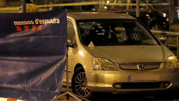 Escena del tiroteo en la avenida Meridiana de Barcelona 