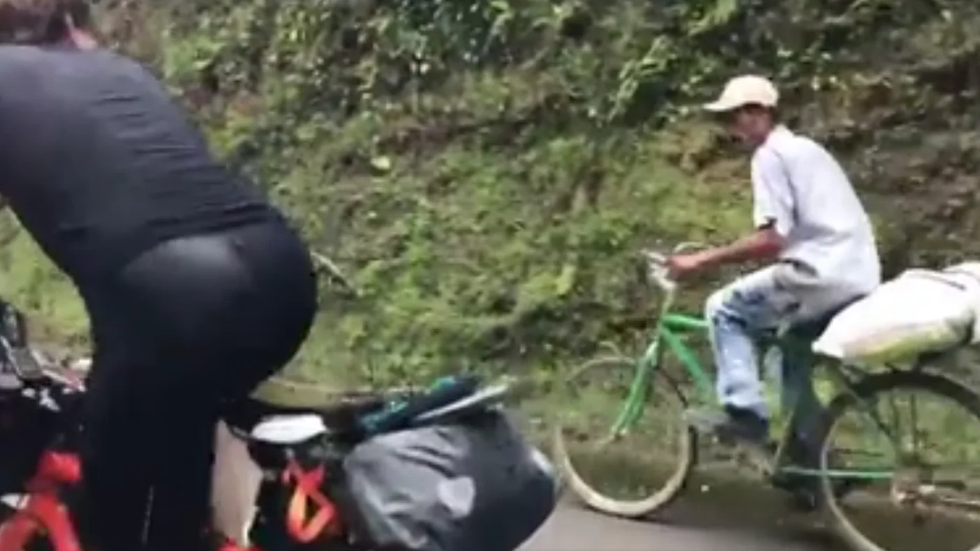 Colombiano en bici