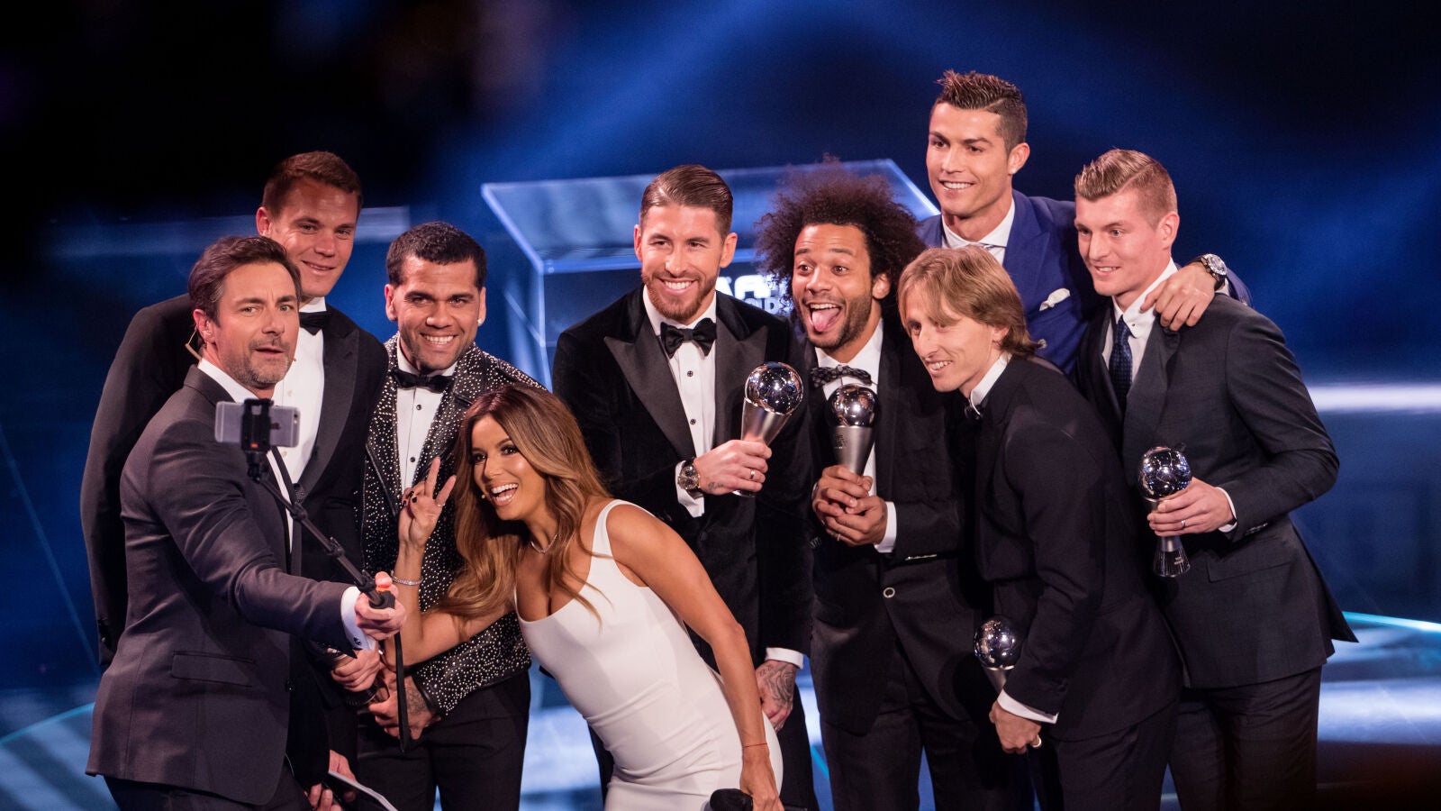 El 'Selfie' del XI ideal de la FIFA 2016
