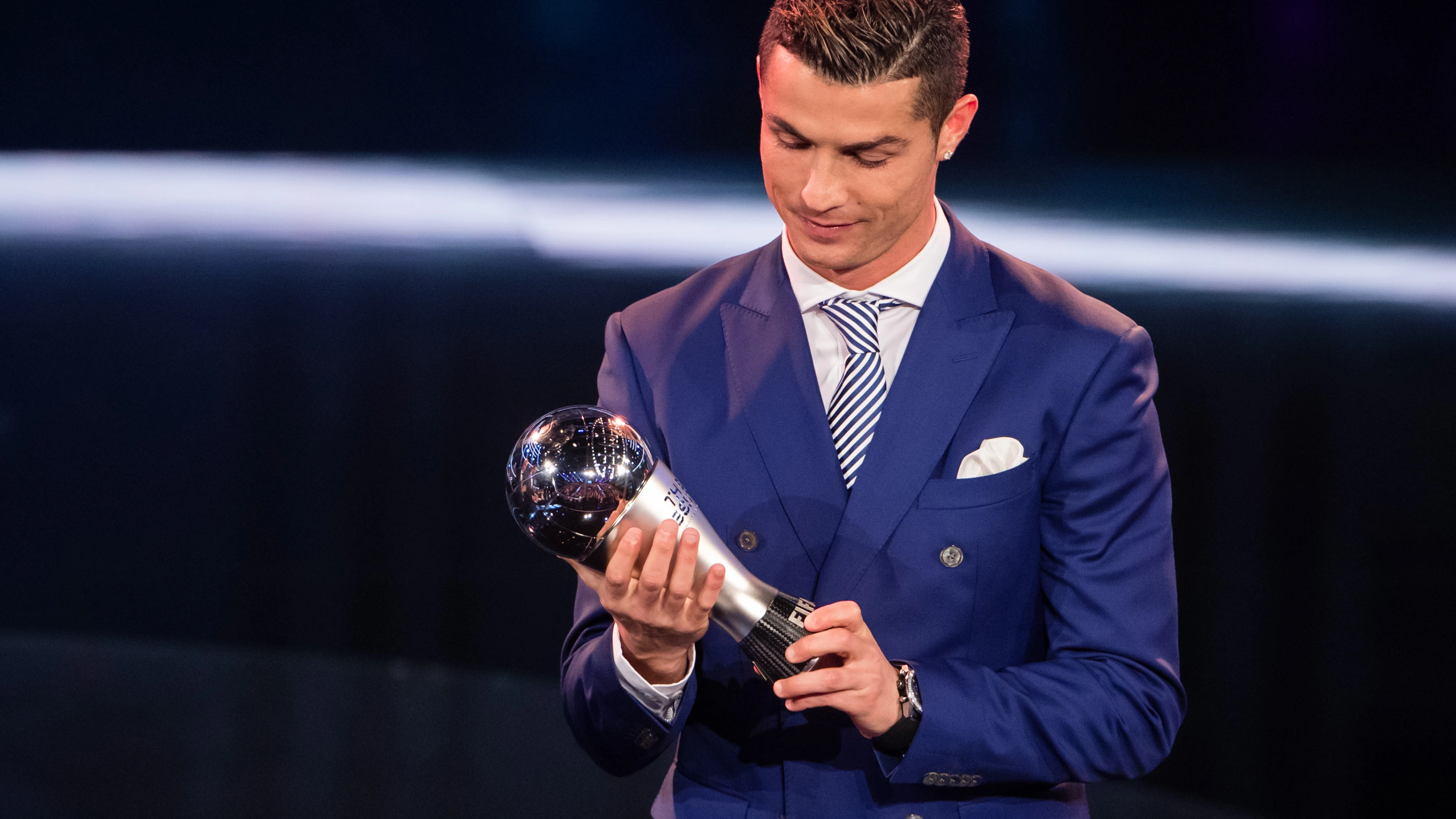 Cristiano Ronaldo recoge el Premio 'The Best'