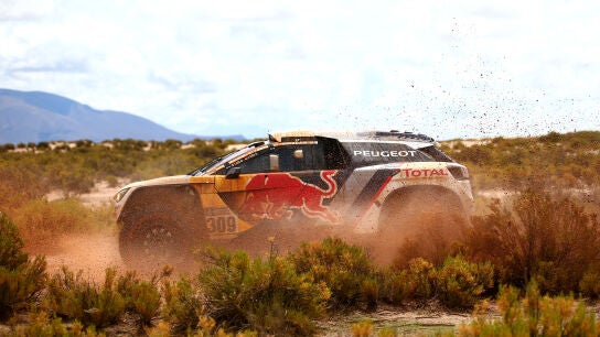 Sebastien Loeb durante una etapa del Rally Dakar 