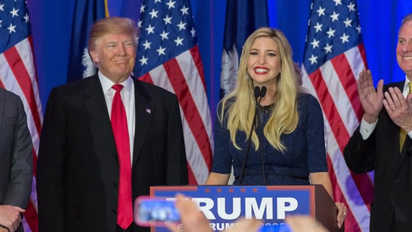 Donald Trump junto a su hija, Ivanka Trump Donald Trump junto a su hija, Ivanka Trump