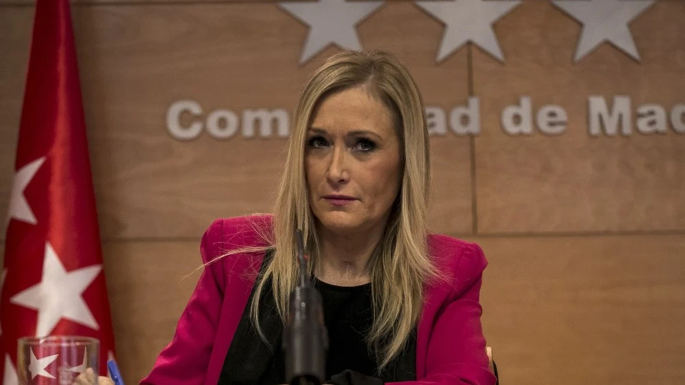 Cristina Cifuentes ante los medios