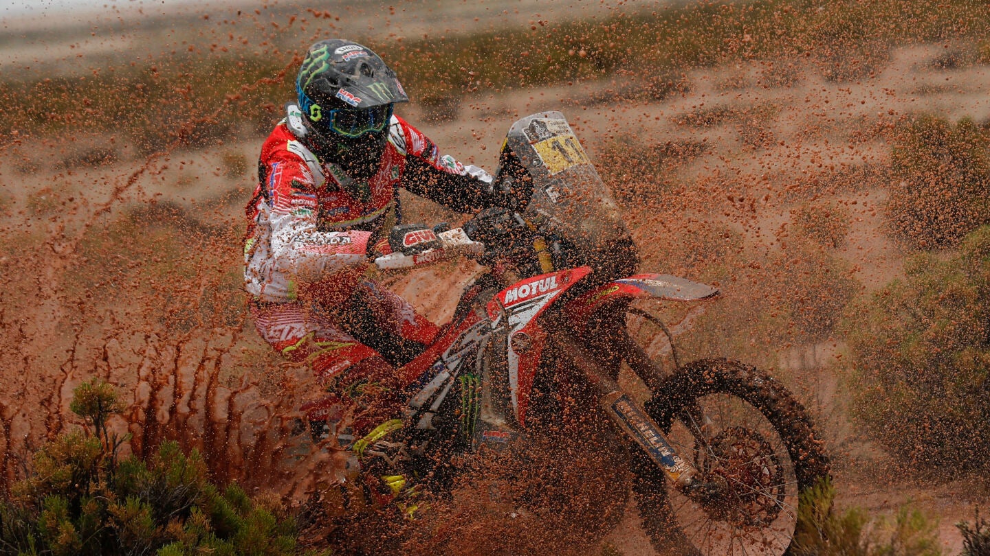 Joan Barreda, durante una etapa del Dakar 2017