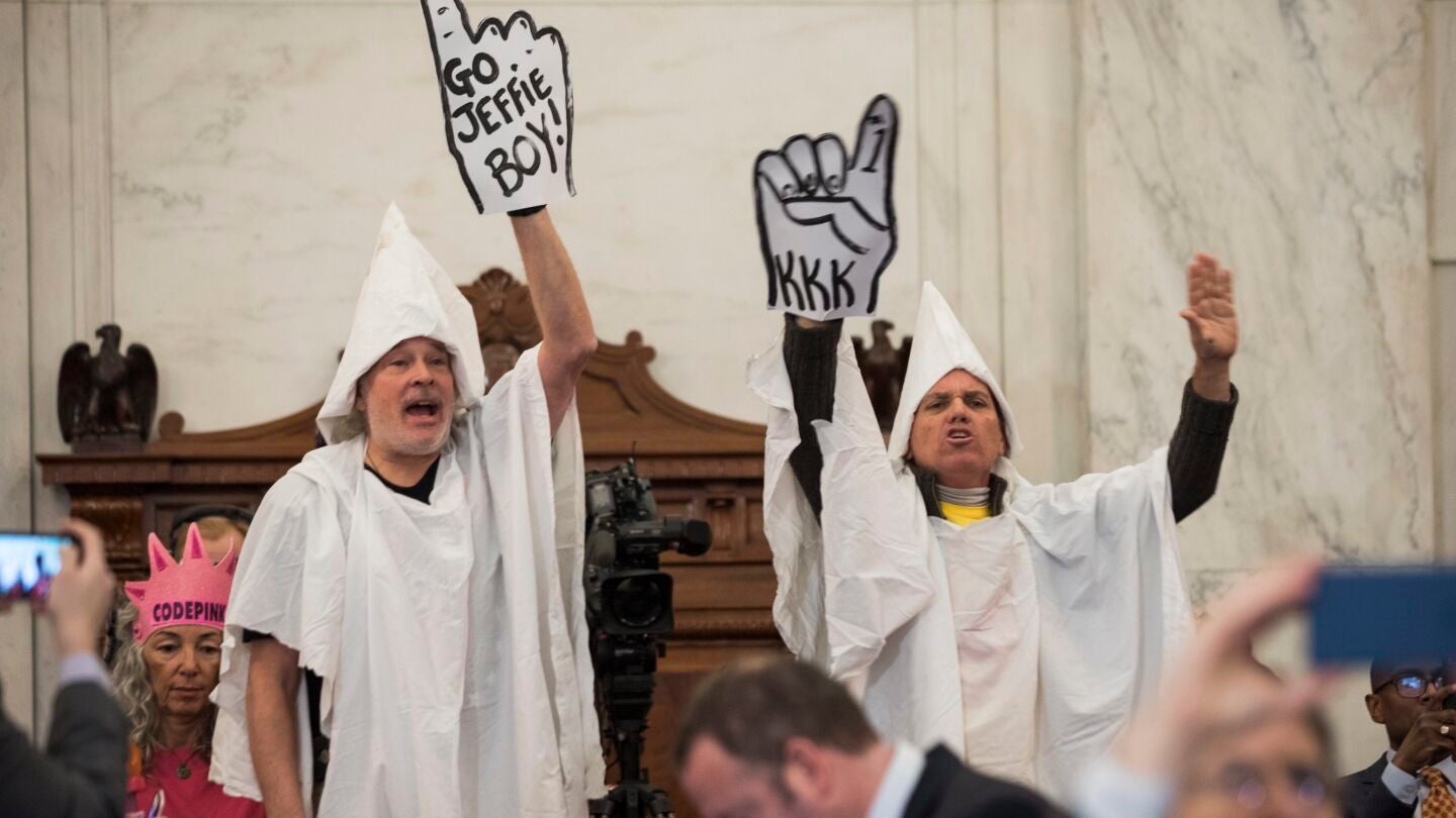 Manifestantes en el Senado de EEUU