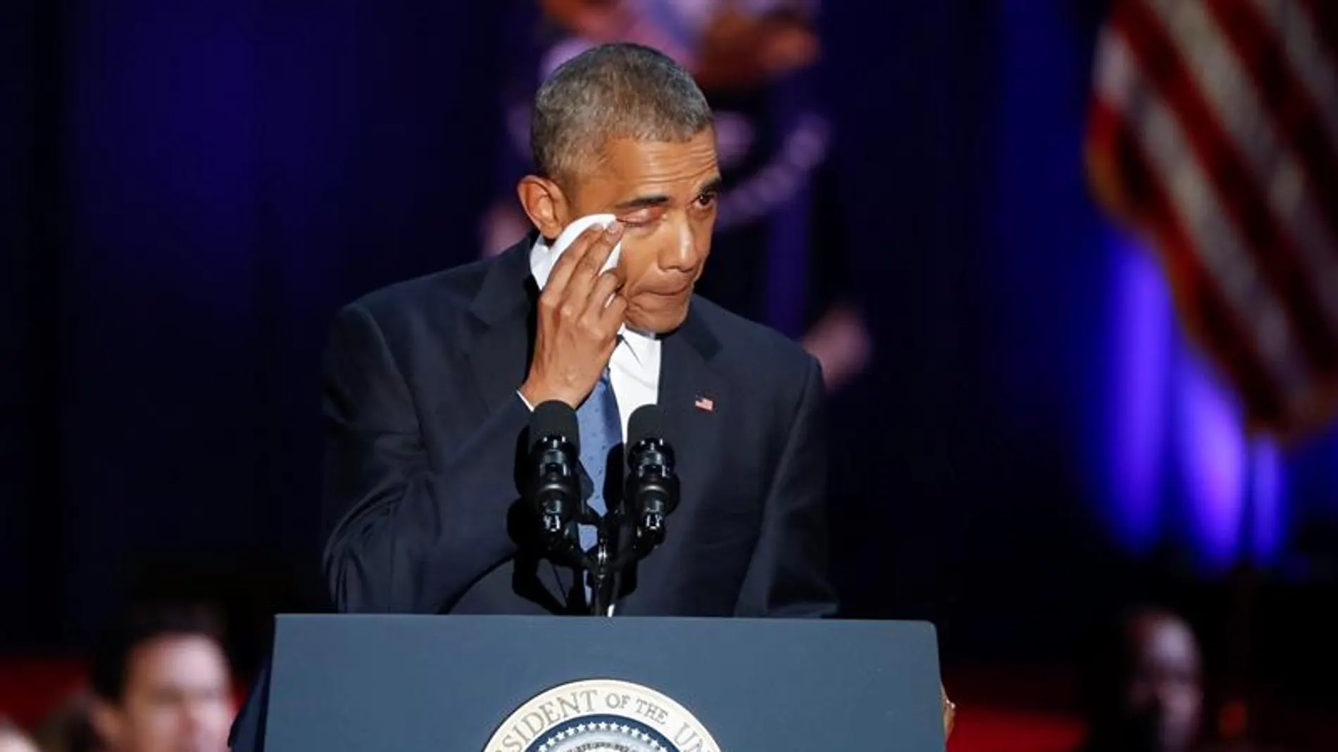 Barack Obama se emociona en su discurso de despedida
