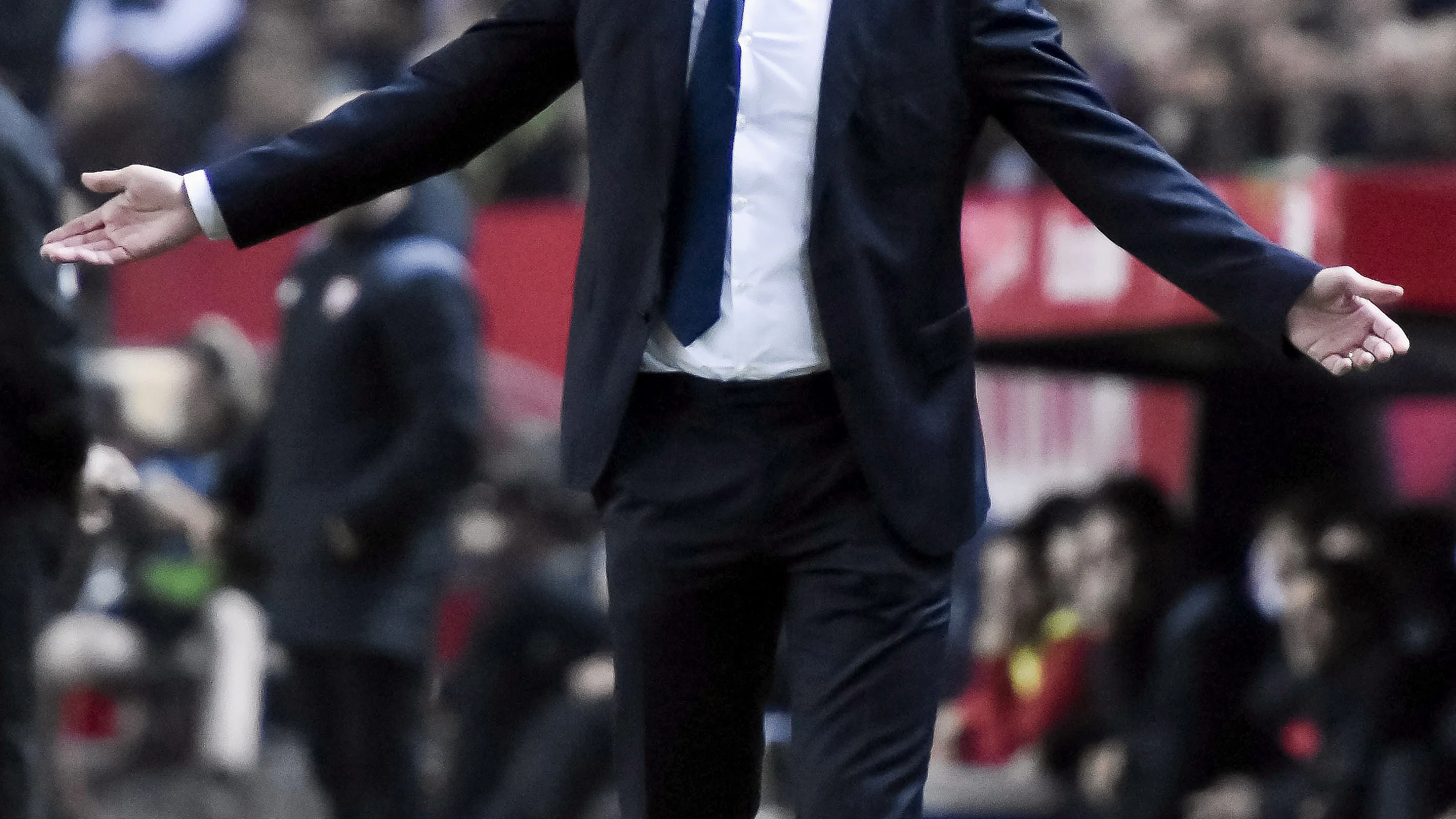 Zinedine Zidane, en la banda del Pizjuán Zinedine Zidane, en la banda del Pizjuán