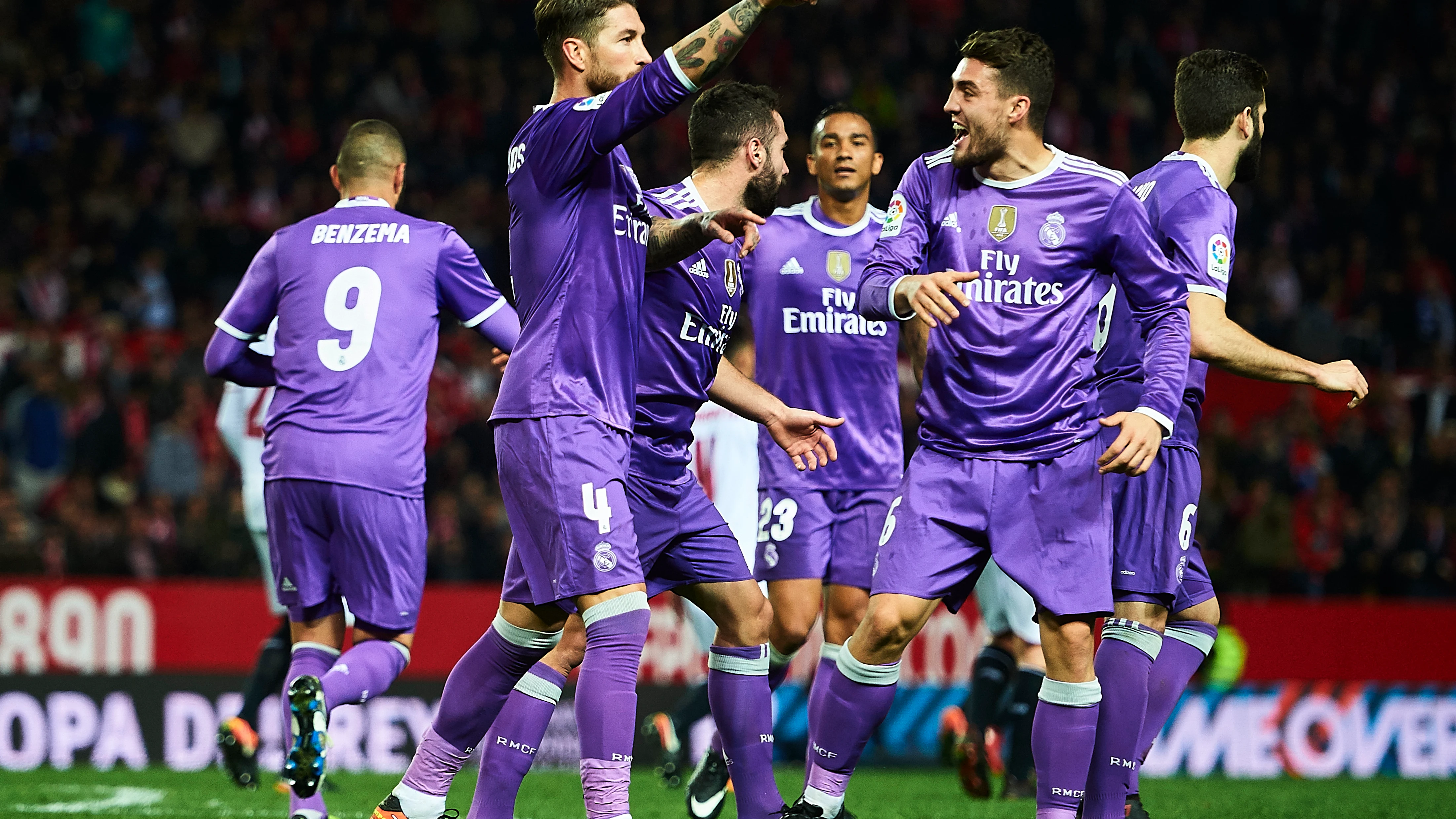 Ramos celebra un gol en el Sánchez Pizjuán