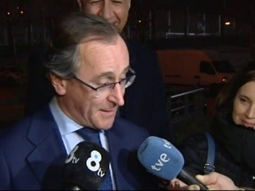 Frame 0.0 de: Alfonso Alonso: “Nuestros sistemas de elección son los más abiertos que hay en toda España; son solo 100 avales para presentarse” Frame 0.0 de: Alfonso Alonso: “Nuestros sistemas de elección son los más abiertos que hay en toda España; son solo 100 avales para presentarse”