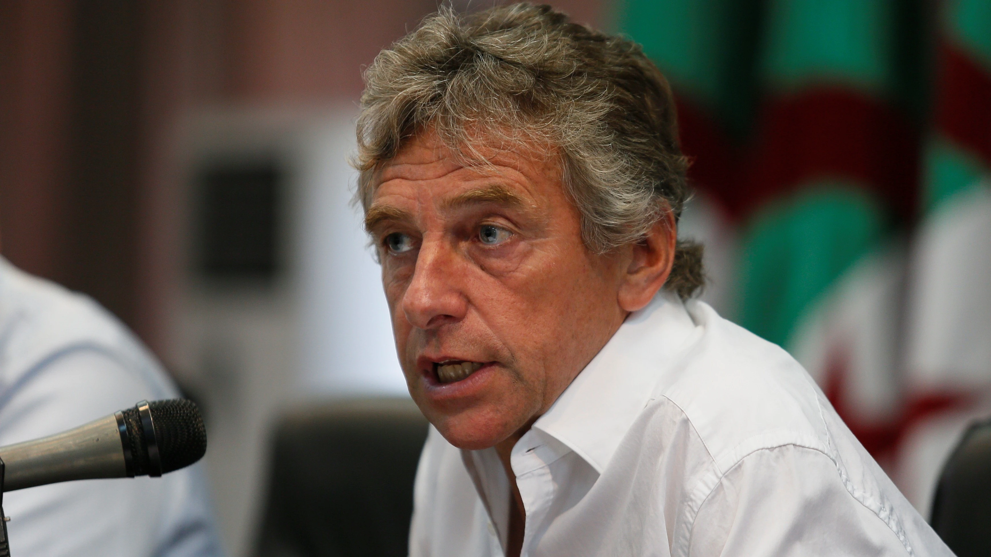 Christian Gourcuff en una rueda de prensa Christian Gourcuff en una rueda de prensa
