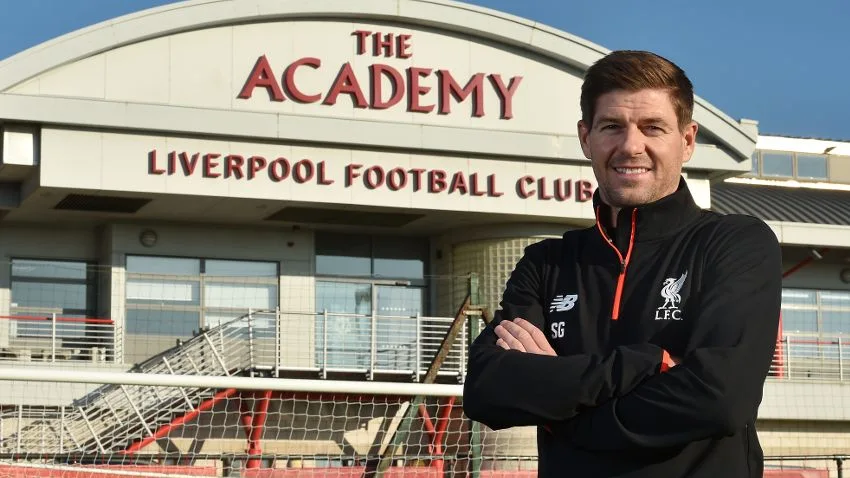 Steven Gerrard en la academia del Liverpool