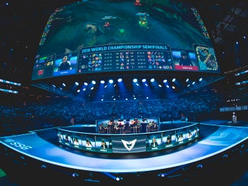 Momento de una competición de 'League of Legends', uno de los juegos más populares de los eSports Momento de una competición de 'League of Legends', uno de los juegos más populares de los eSports