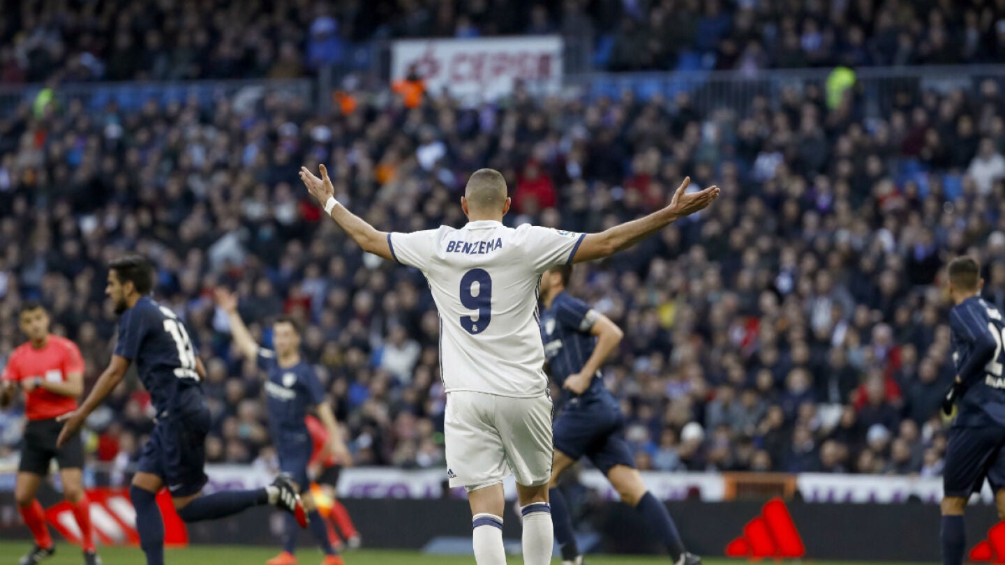 Benzema, ante el M&aacute;laga
