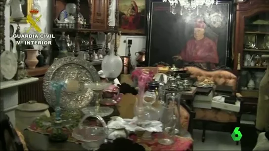 Frame 18.291593 de: ROBO DE ARTE Frame 18.291593 de: ROBO DE ARTE