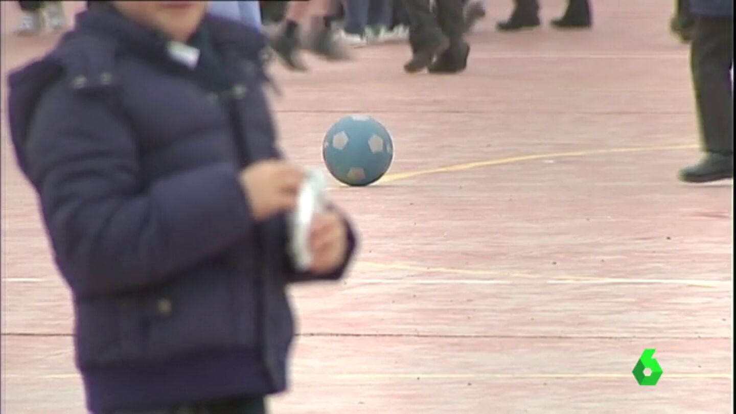 Frame 8.503307 de: Detenido un profesor de un colegio de M&aacute;laga por supuestos abusos sexuales a tres alumnas de 10 y 11 a&ntilde;os