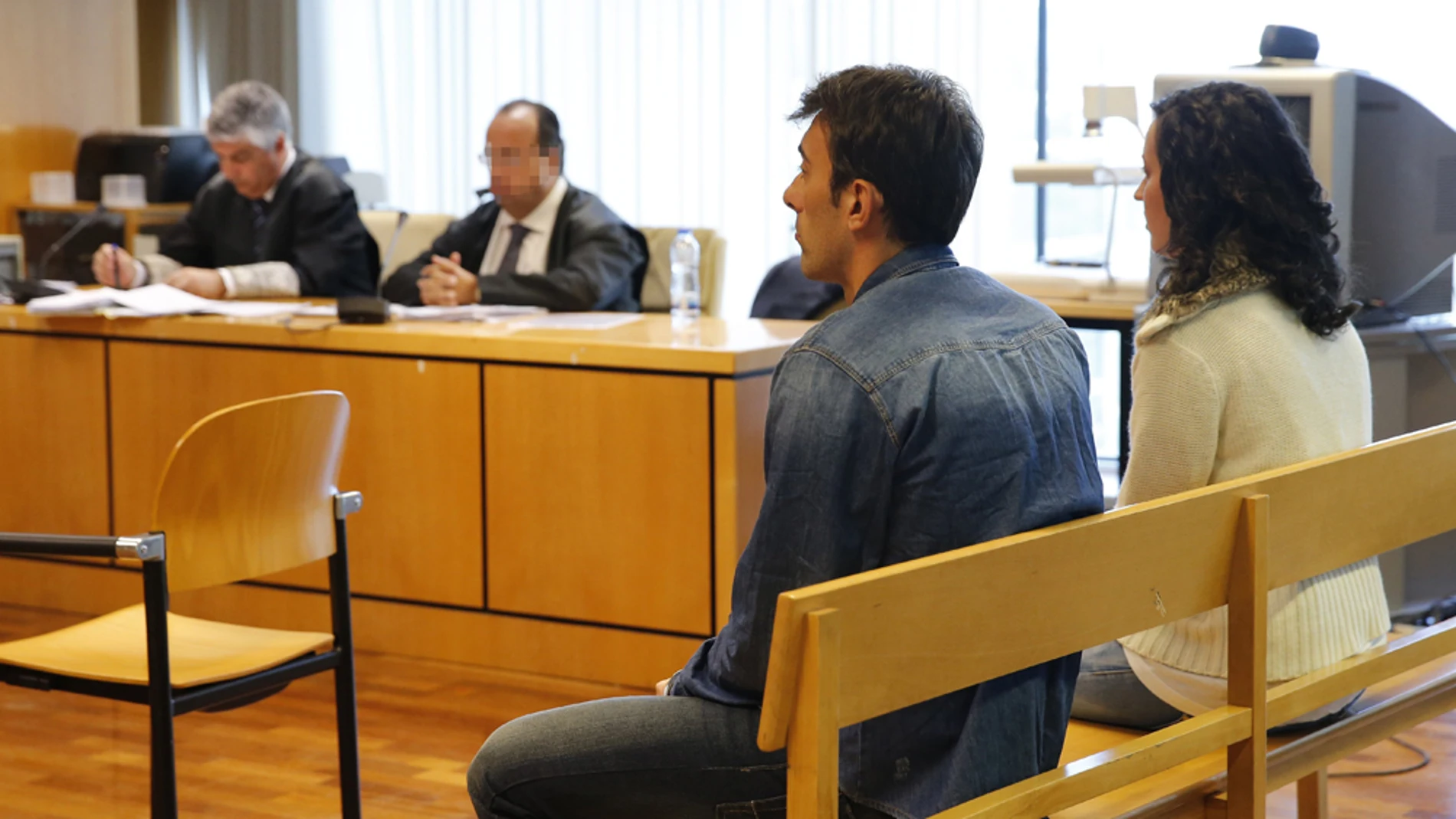 Momento del juicio en la Audiencia Provincial de Madrid contra la acusada junto a su cómplice