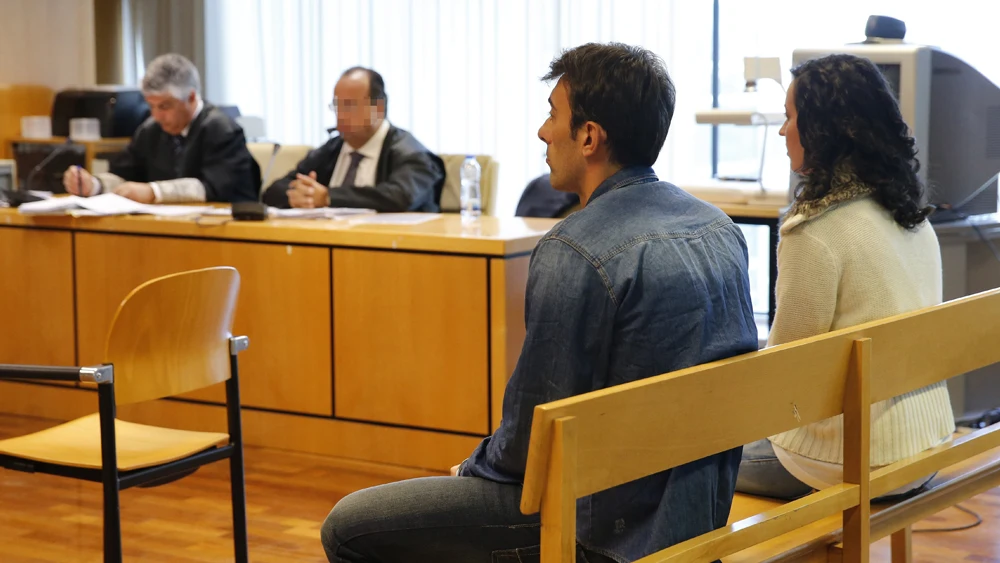 Momento del juicio en la Audiencia Provincial de Madrid contra la acusada junto a su cómplice