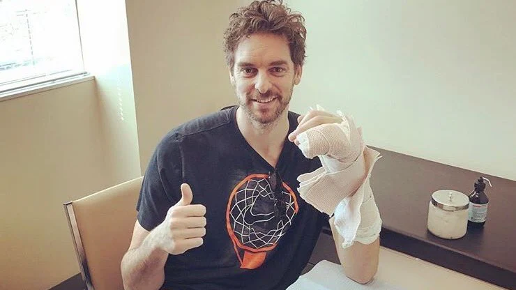 Pau Gasol agradece los mensajes de apoyo tras su operación Pau Gasol agradece los mensajes de apoyo tras su operación