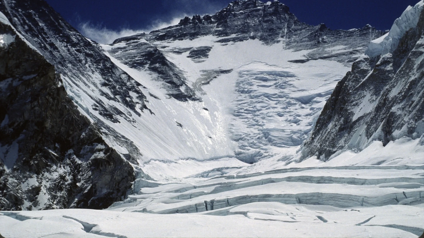 Imagen del Valle del Silencio en el Everest. Imagen del Valle del Silencio en el Everest.