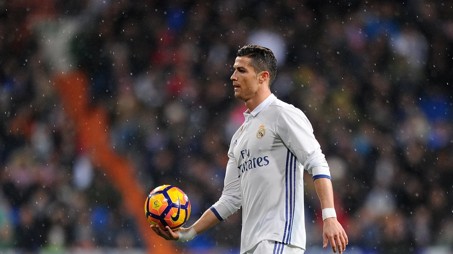 Cristiano Ronaldo, durante el partido ante la Real Sociedad Cristiano Ronaldo, durante el partido ante la Real Sociedad