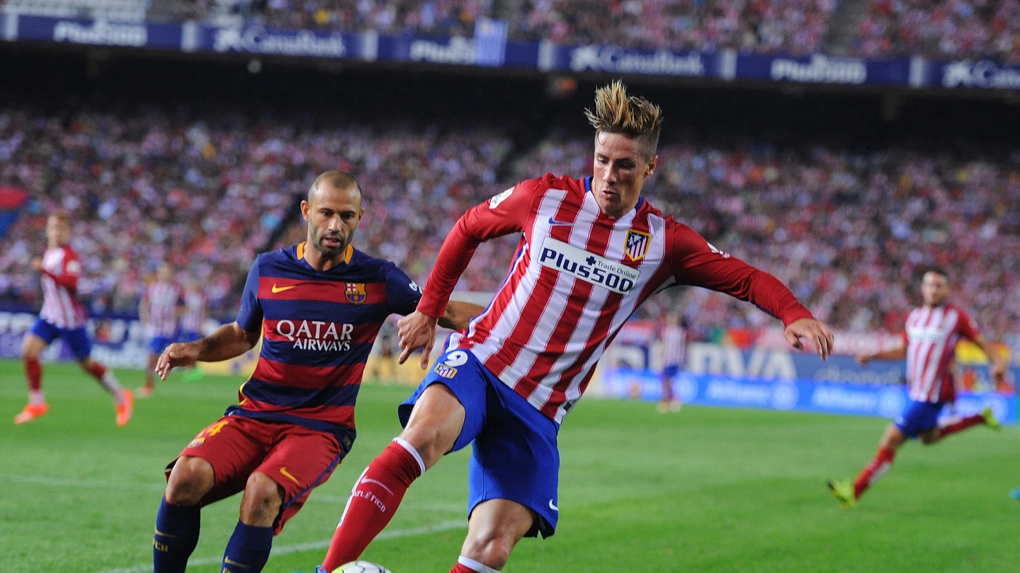 Fernando Torres, durante un partido contra el Barcelona Fernando Torres, durante un partido contra el Barcelona