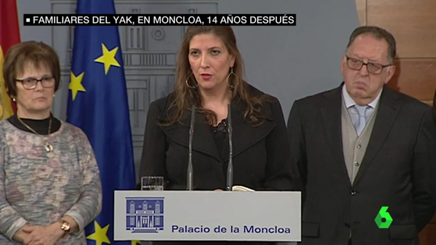 Frame 53.788774 de: Ripollés, tras la reunión con Rajoy: "Las víctimas del Yak-42 queremos hablar de esperanza, más que de satisfacción" Frame 53.788774 de: Ripollés, tras la reunión con Rajoy: "Las víctimas del Yak-42 queremos hablar de esperanza, más que de satisfacción"