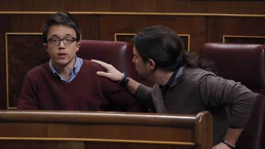 Errejón e Iglesias discutiendo en el Congreso Errejón e Iglesias discutiendo en el Congreso