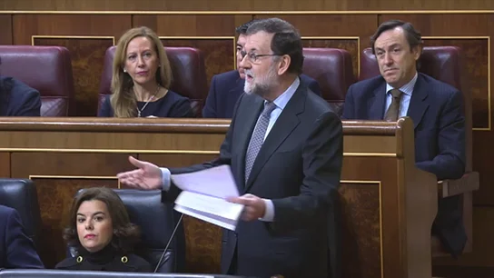 Frame 0.0 de: Rajoy: “Ahora estamos en precios de la luz de 2015 y en precios más baratos que 2014 y 2013” Frame 0.0 de: Rajoy: “Ahora estamos en precios de la luz de 2015 y en precios más baratos que 2014 y 2013”