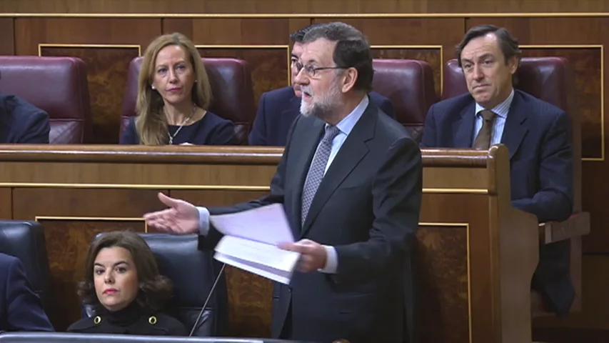 Frame 0.0 de: Rajoy: “Ahora estamos en precios de la luz de 2015 y en precios más baratos que 2014 y 2013” 