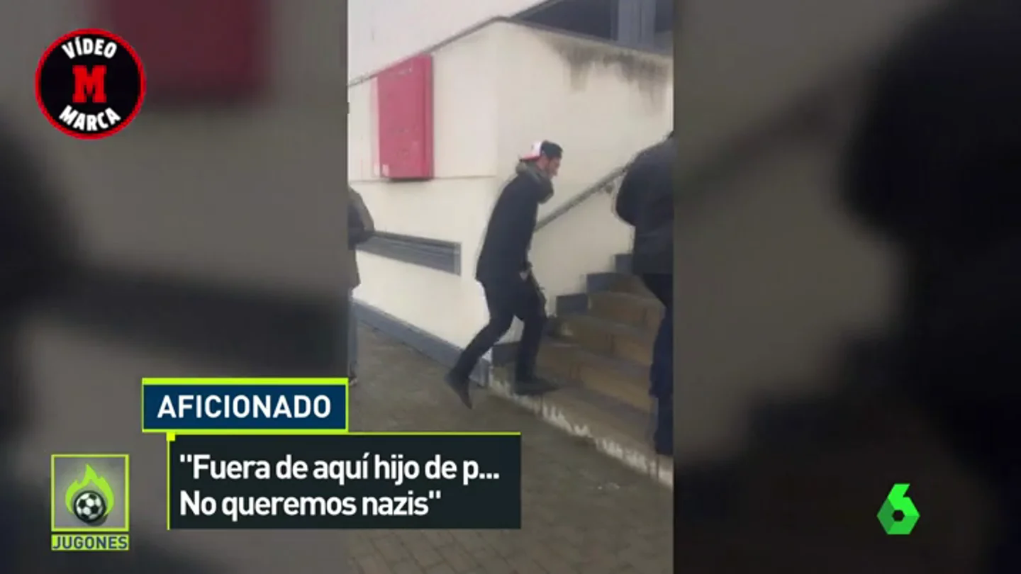Frame 127.704988 de: El fichaje de Zozulya indigna a la afición del Rayo Vallecano por su supuesto pasado neonazi Frame 127.704988 de: El fichaje de Zozulya indigna a la afición del Rayo Vallecano por su supuesto pasado neonazi