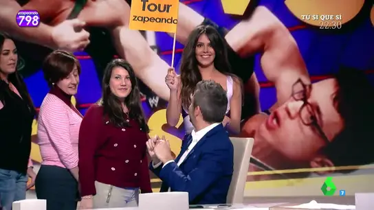 Cristina Pedroche hace una visita guiada por Zapeando a lo Íñigo Errejón Cristina Pedroche hace una visita guiada por Zapeando a lo Íñigo Errejón