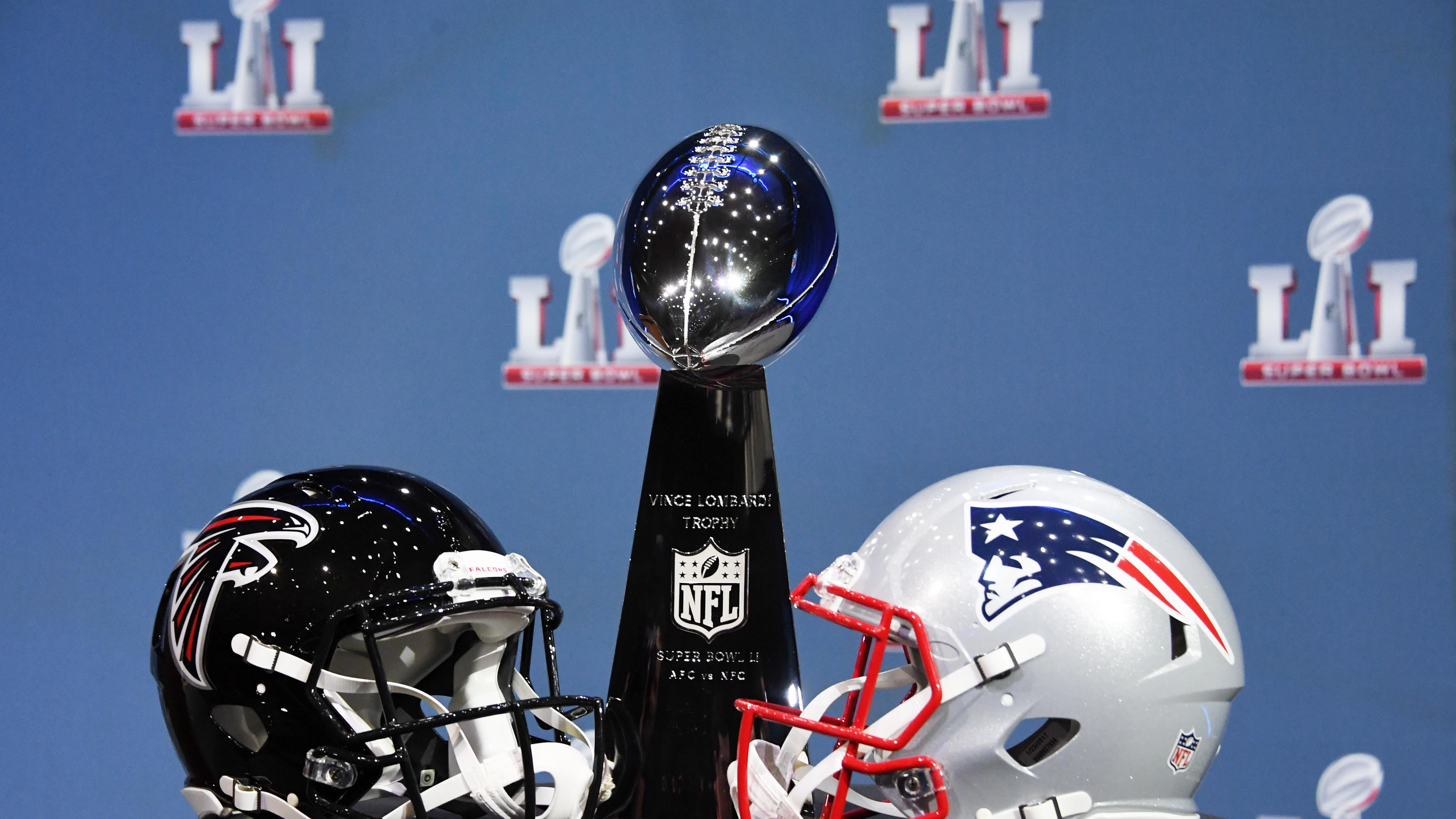 Los Falcons y los Patriots, en busca del trofeo de la Super Bowl