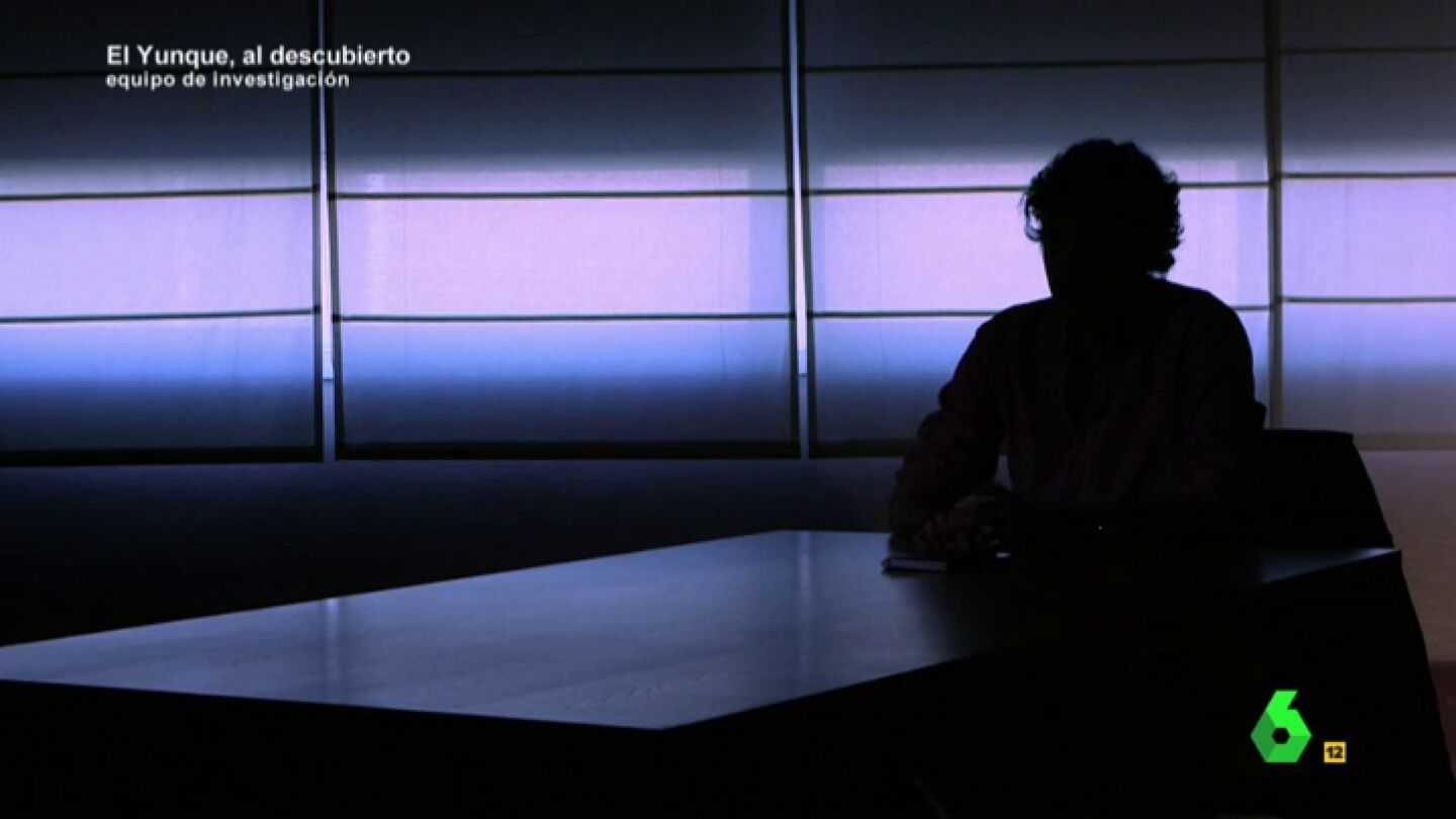 Frame 69.882293 de: "Sacaban comentarios contra los homosexuales, partidos pol&iacute;ticos, refugiados, inmigrantes, sintecho&hellip;"