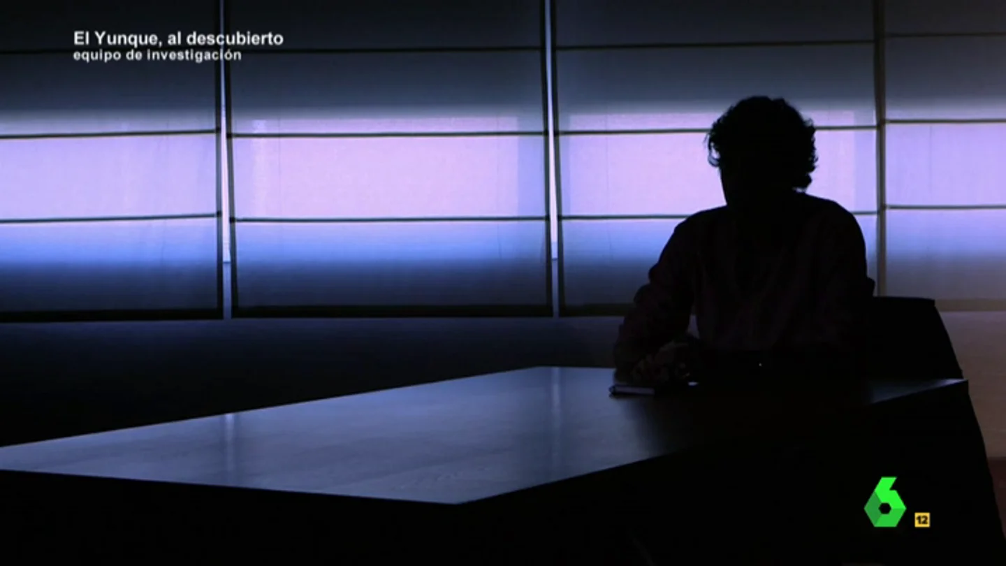 Frame 69.882293 de: "Sacaban comentarios contra los homosexuales, partidos políticos, refugiados, inmigrantes, sintecho…" Frame 69.882293 de: "Sacaban comentarios contra los homosexuales, partidos políticos, refugiados, inmigrantes, sintecho…"