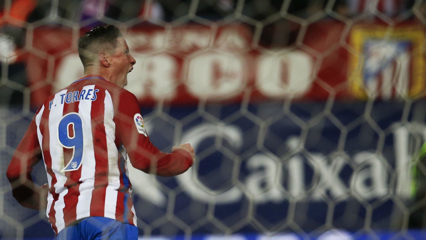 Fernando Torres celebra un gol con el Atl&eacute;tico