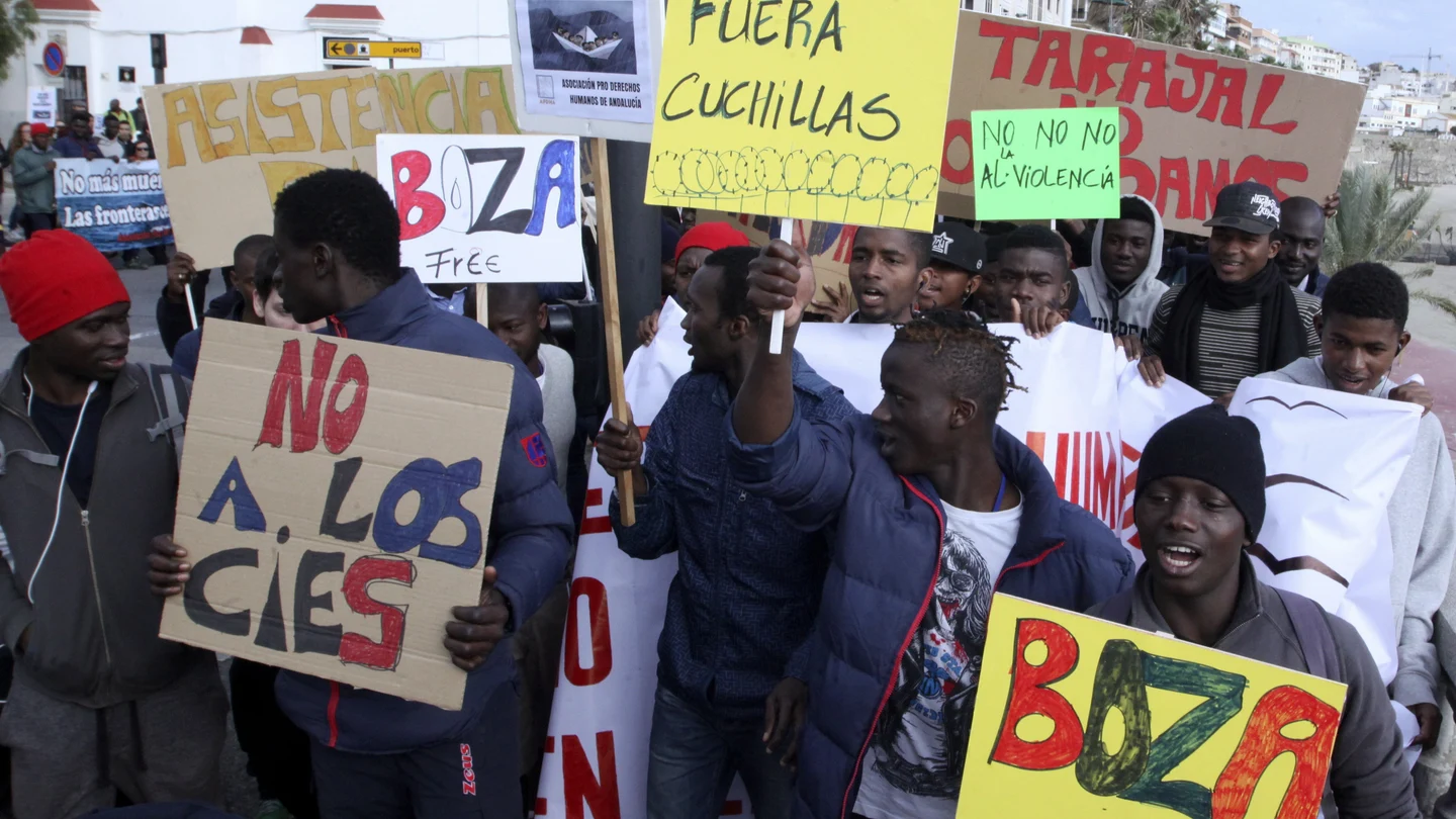 Marcha solidaria por los 15 migrantes que fallecieron en la playa del Tarajal de Ceuta en 2014 INTENTABAN LLEGAR A NADO A TERRITORIO ESPAÑOL