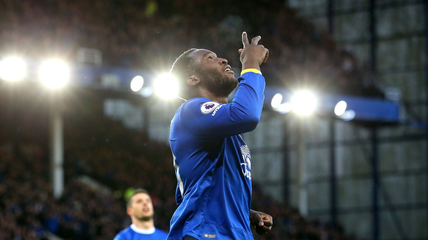 Lukaku celebra uno de sus cuatro goles